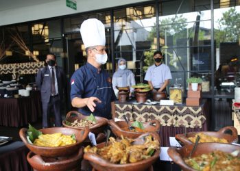 Rayz Hotel UMM Beri Panggung MC UB Radio